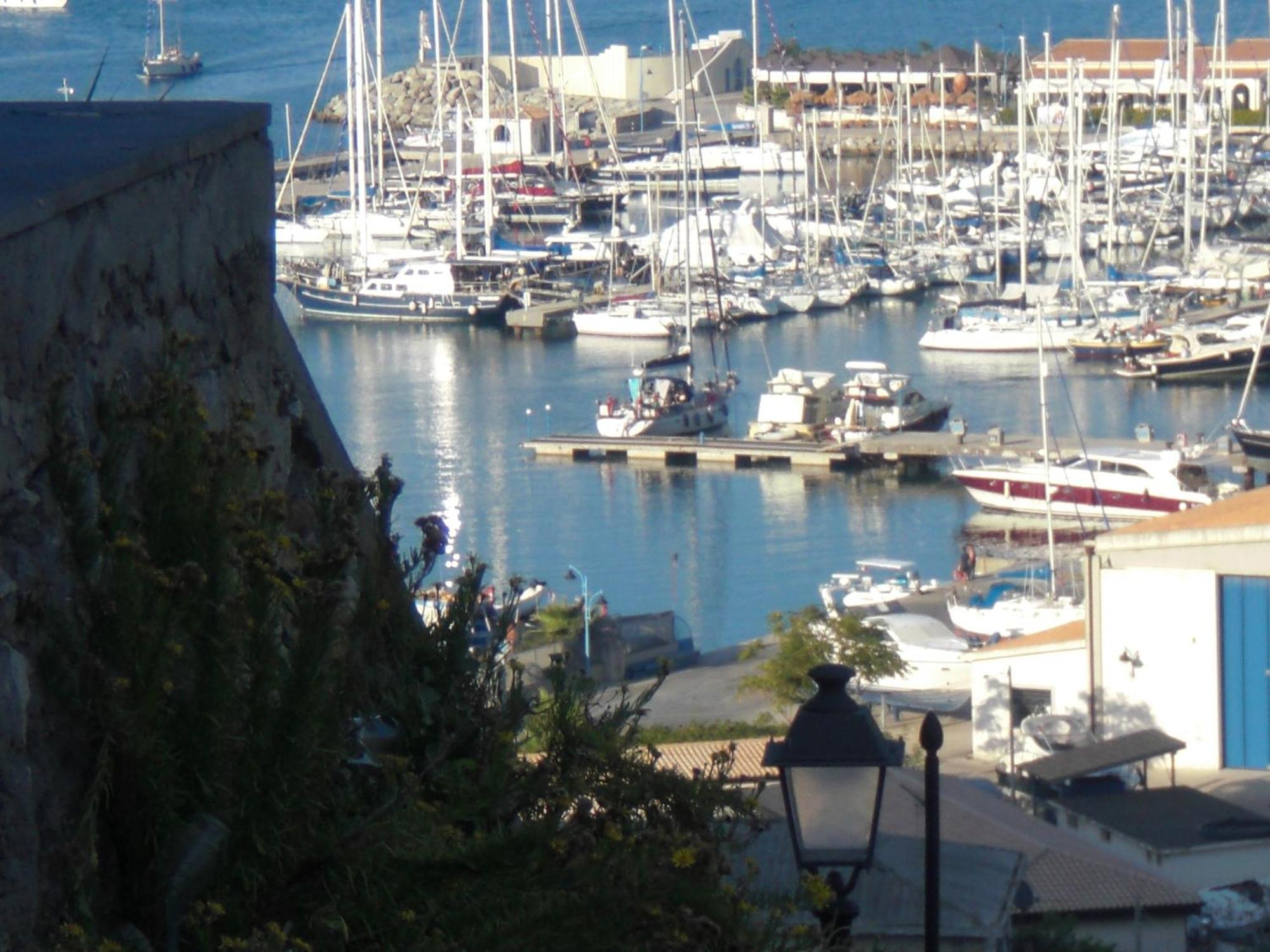 Hotel Borgo Di Santa Barbara 4*